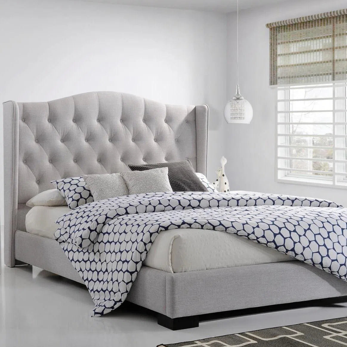 Memphis with Wings King Fabric Upholstered Bed