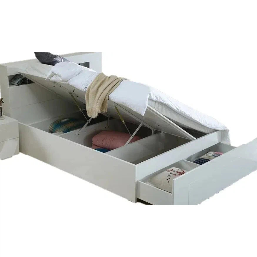 Seattle Side Gaslift Storage Bed In Gloss White-Sleep Doctor